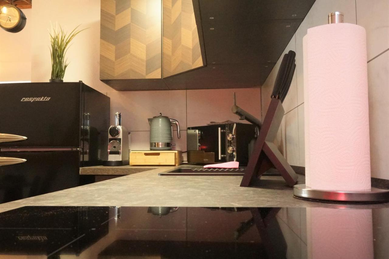 Galerie-Wohnung I Sanierter Pferdestall I Europapark I Boxspring I Nespresso Kippenheim Buitenkant foto
